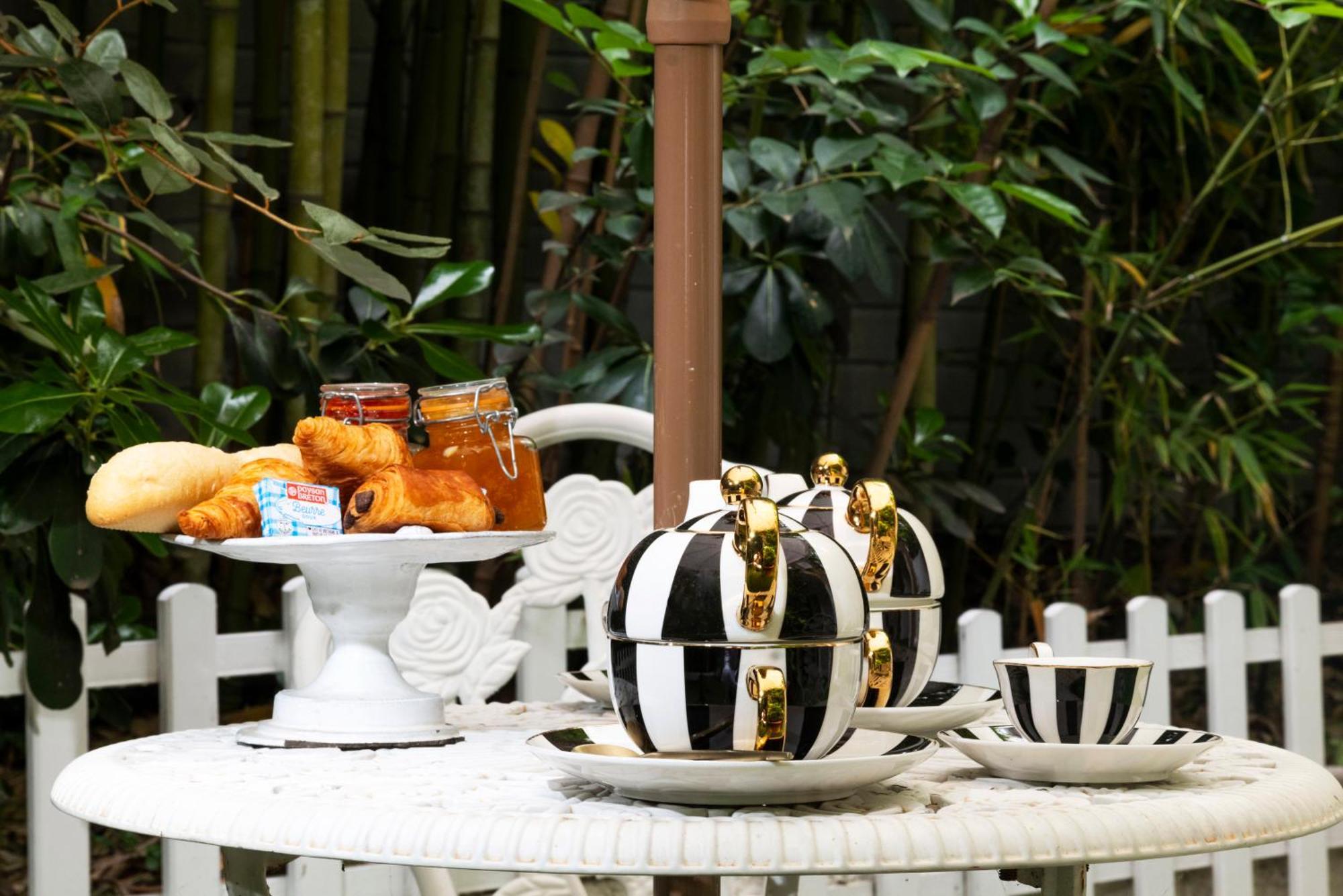 La Romana Luxe Et Serenite Au Coeur De Saint-Tropez Suites Spacieuses Avec Jardin Enchanteur Esterno foto